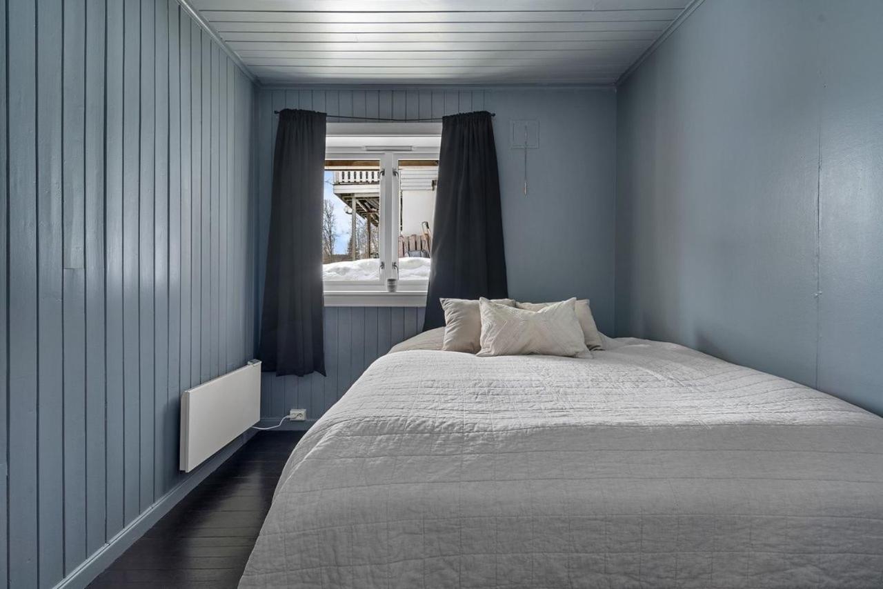 Central Apartment In Tromso With Parking Place Exterior photo